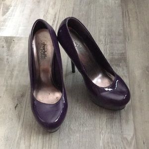 Purple pumps